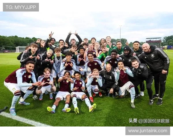 伯恩茅斯与维拉竞逐博洛尼亚 2800 万欧中卫卢库米(2)