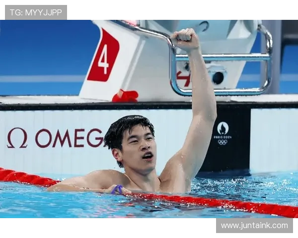 潘展乐:泳坛飞鱼的破浪传奇 潘展乐:泳坛飞鱼的破浪传奇