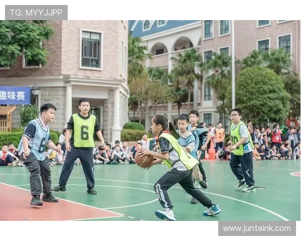 篮球敲节奏,蒸锅当鼓组!灌篮主题曲神级创意演奏 篮球敲节奏,蒸锅当鼓组!灌篮主题曲神级创意演奏