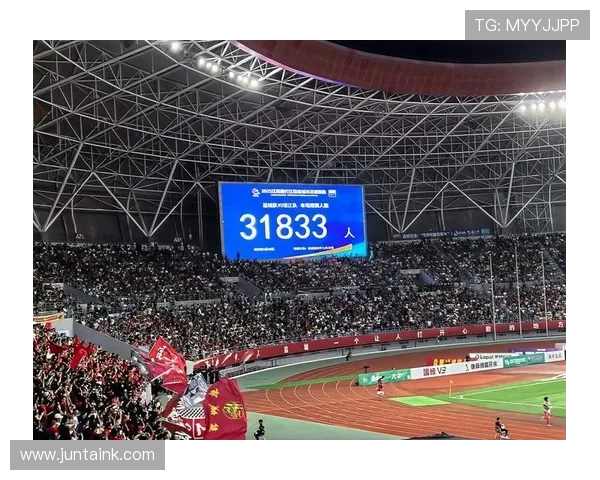 绿茵场撬动消费新蓝海 —— 解码江苏城市足球联赛的经济引擎效应(1) 绿茵场撬动消费新蓝海 —— 解码江苏城市足球联赛的经济引擎效应(1)